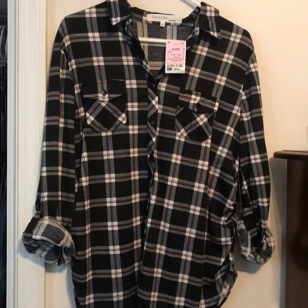 NWT Maternity Button Up